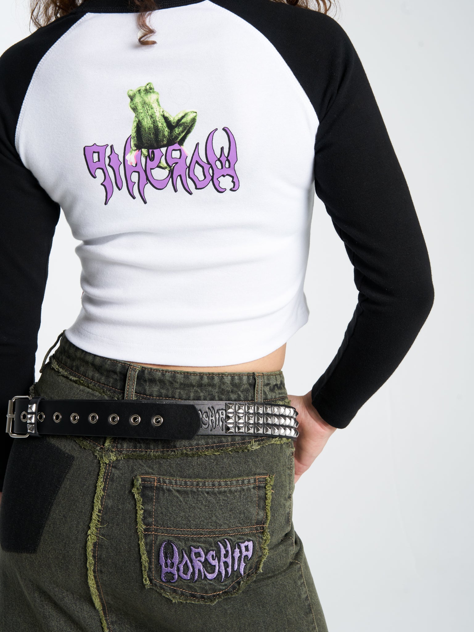 Amphibious Micro Raglan Long Sleeve Tee - Black - Image 5