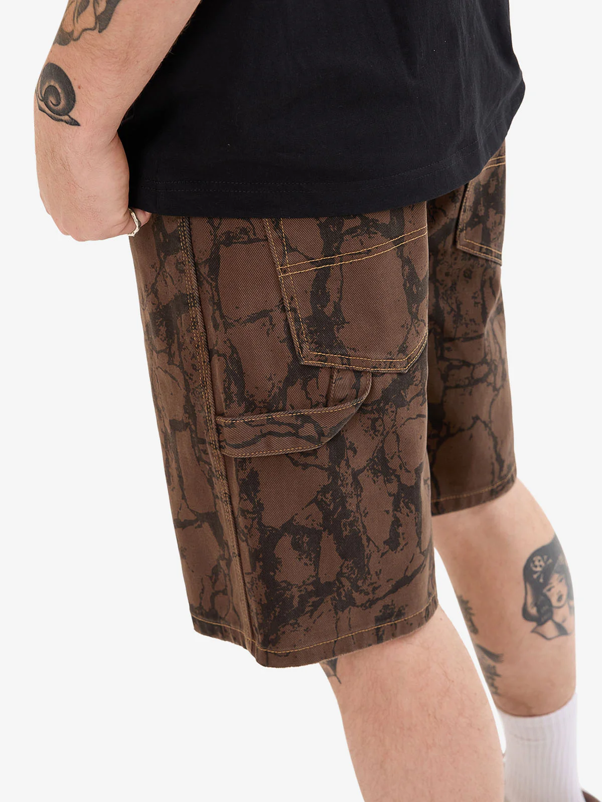 Blackwood Carpenter Jean Short - Chocolate - Image 8
