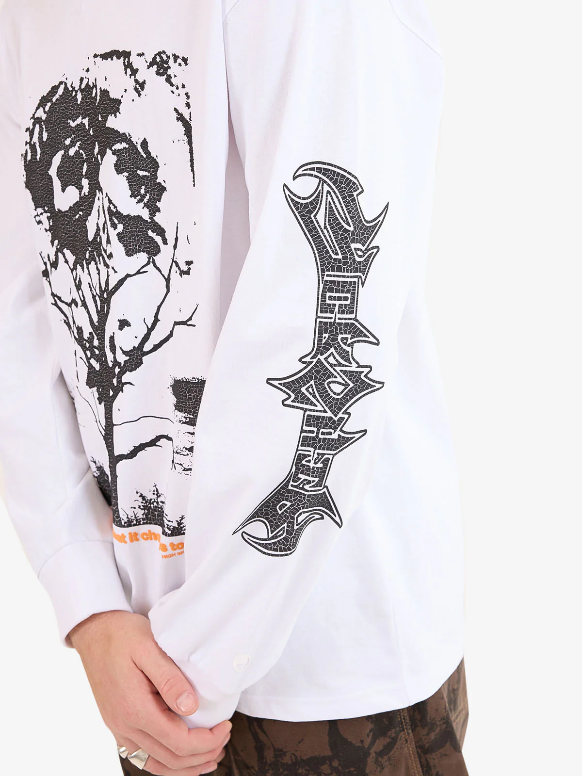 Blackwood Long Sleeve Tee - White - Image 6