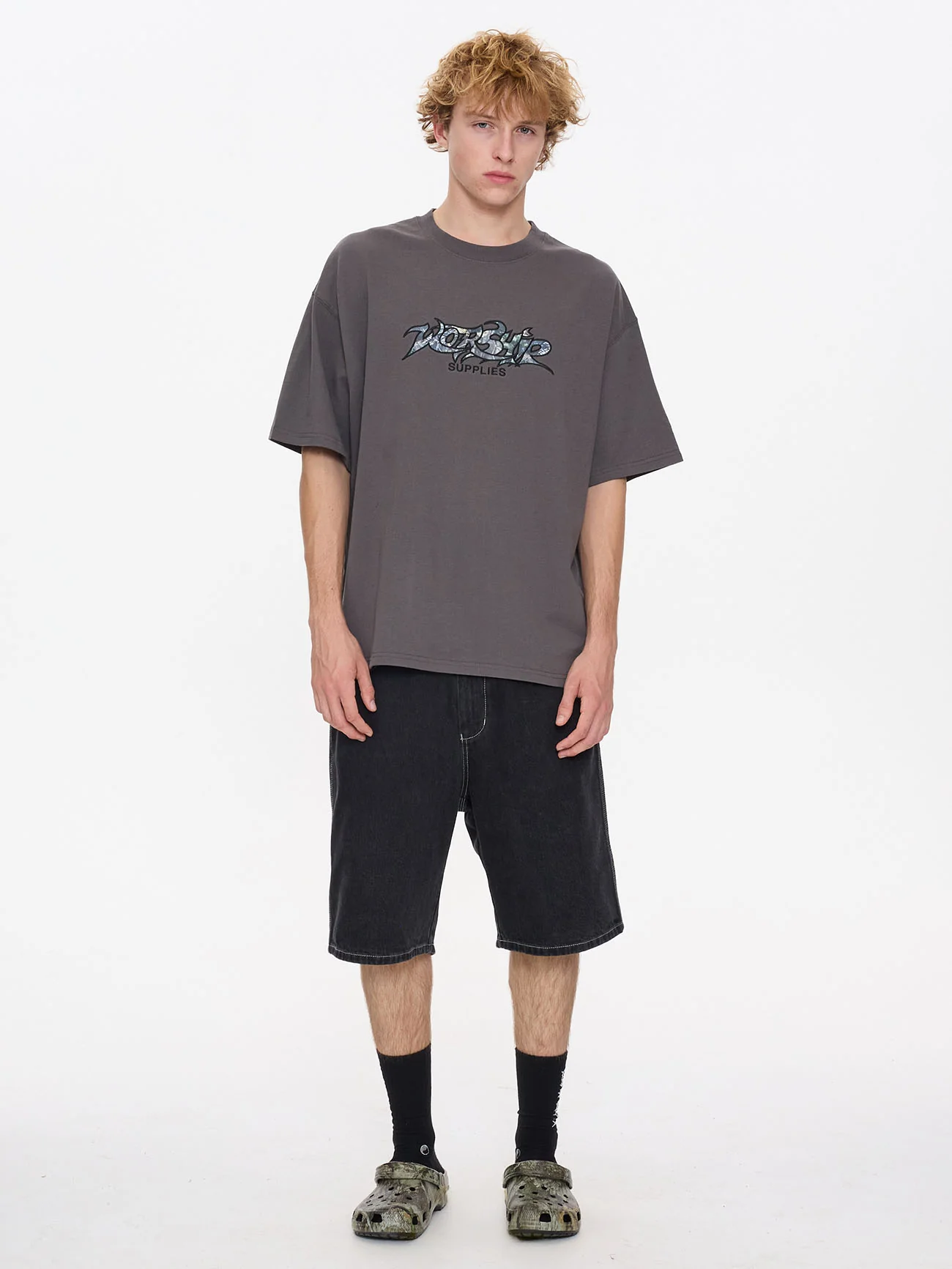 Bushman Oversize Tee - Worn Black - Image 5