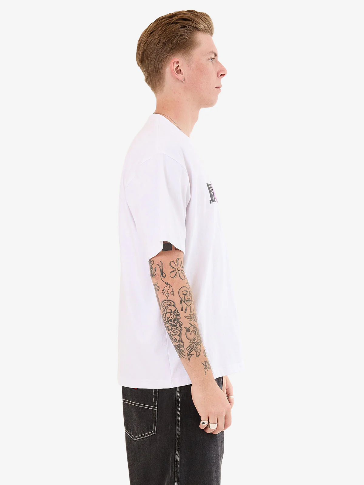 Chico Logo Tee - White - Image 6
