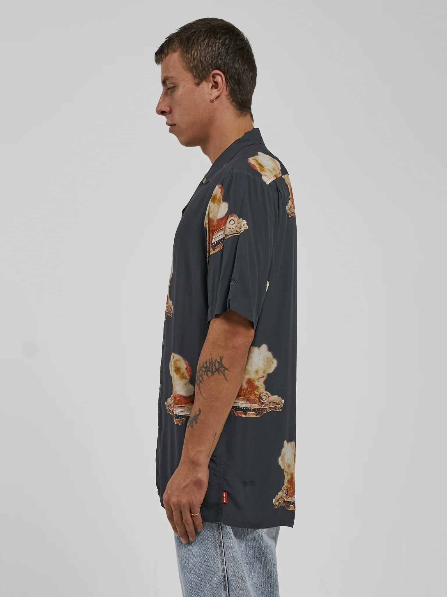 Curtains Bowling Shirt - Washed Black - Image 3