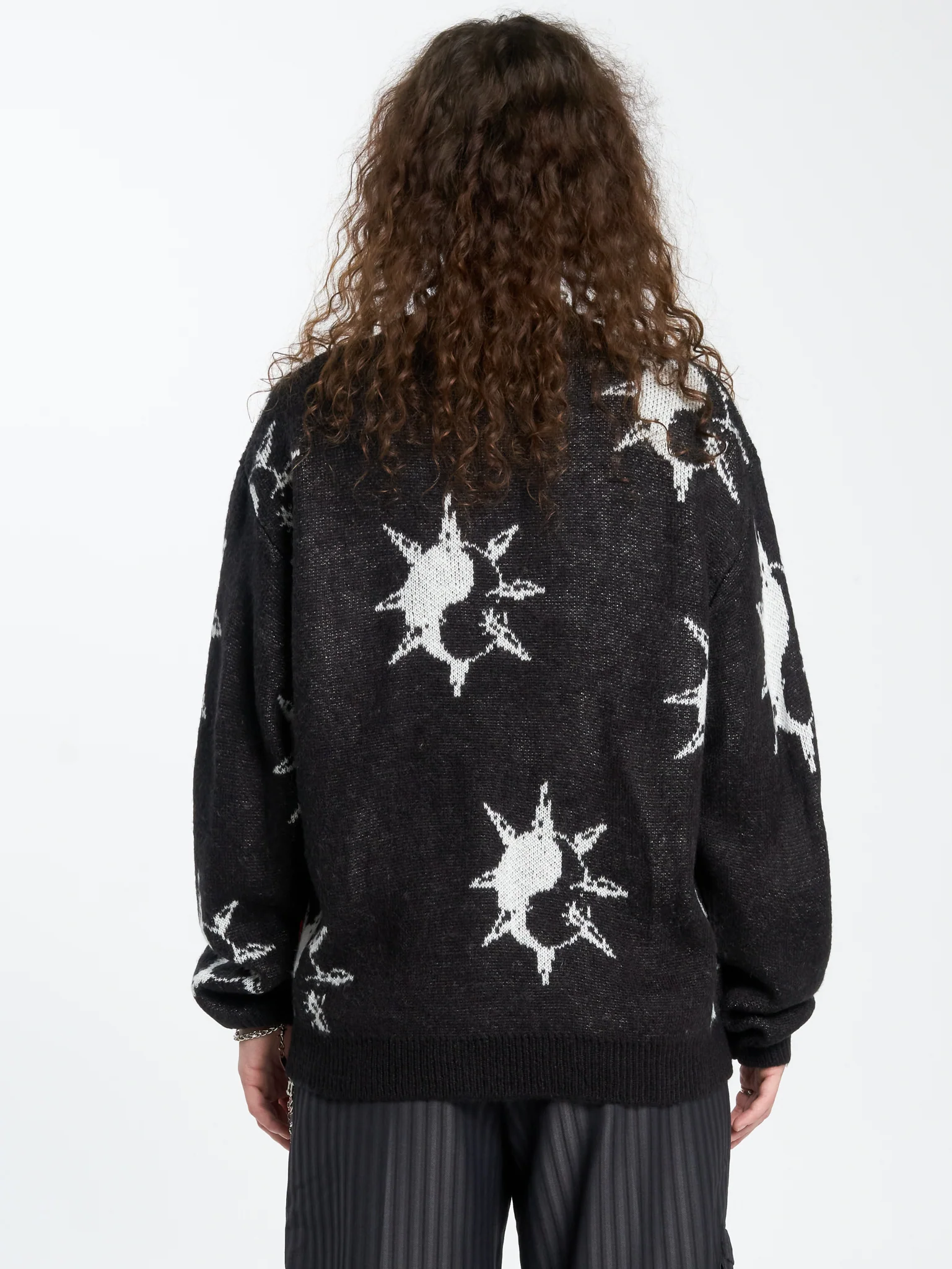 Destino Box Fit Crew Knit - Black - Image 2