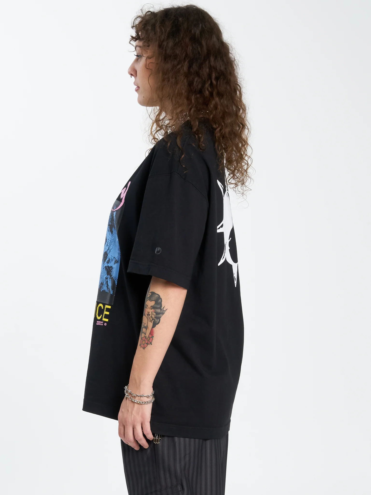 Destino Oversized Tee - Black - Image 3