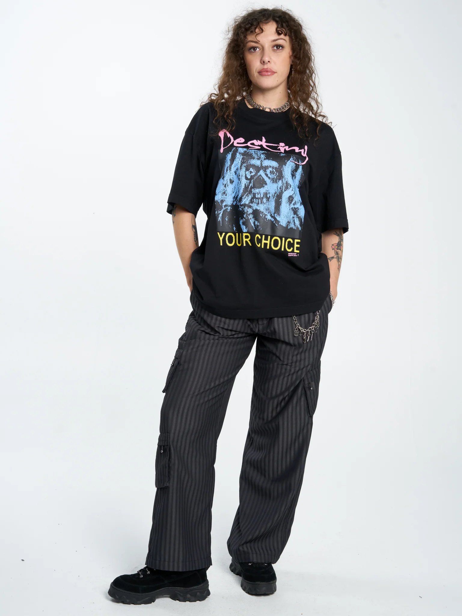 Destino Oversized Tee - Black - Image 5