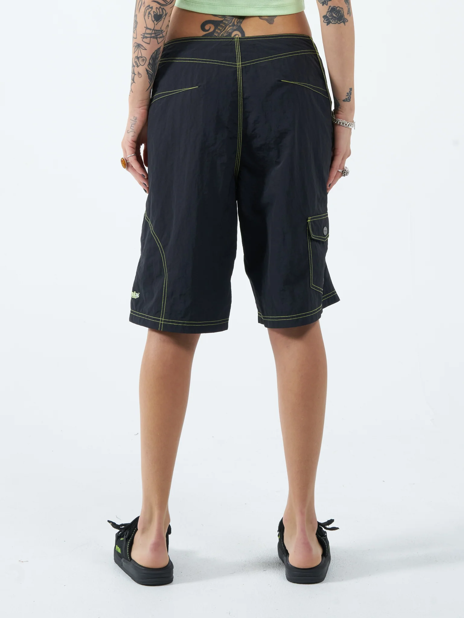 Destroyer Gnar Boardshort - Washed Black - Image 2
