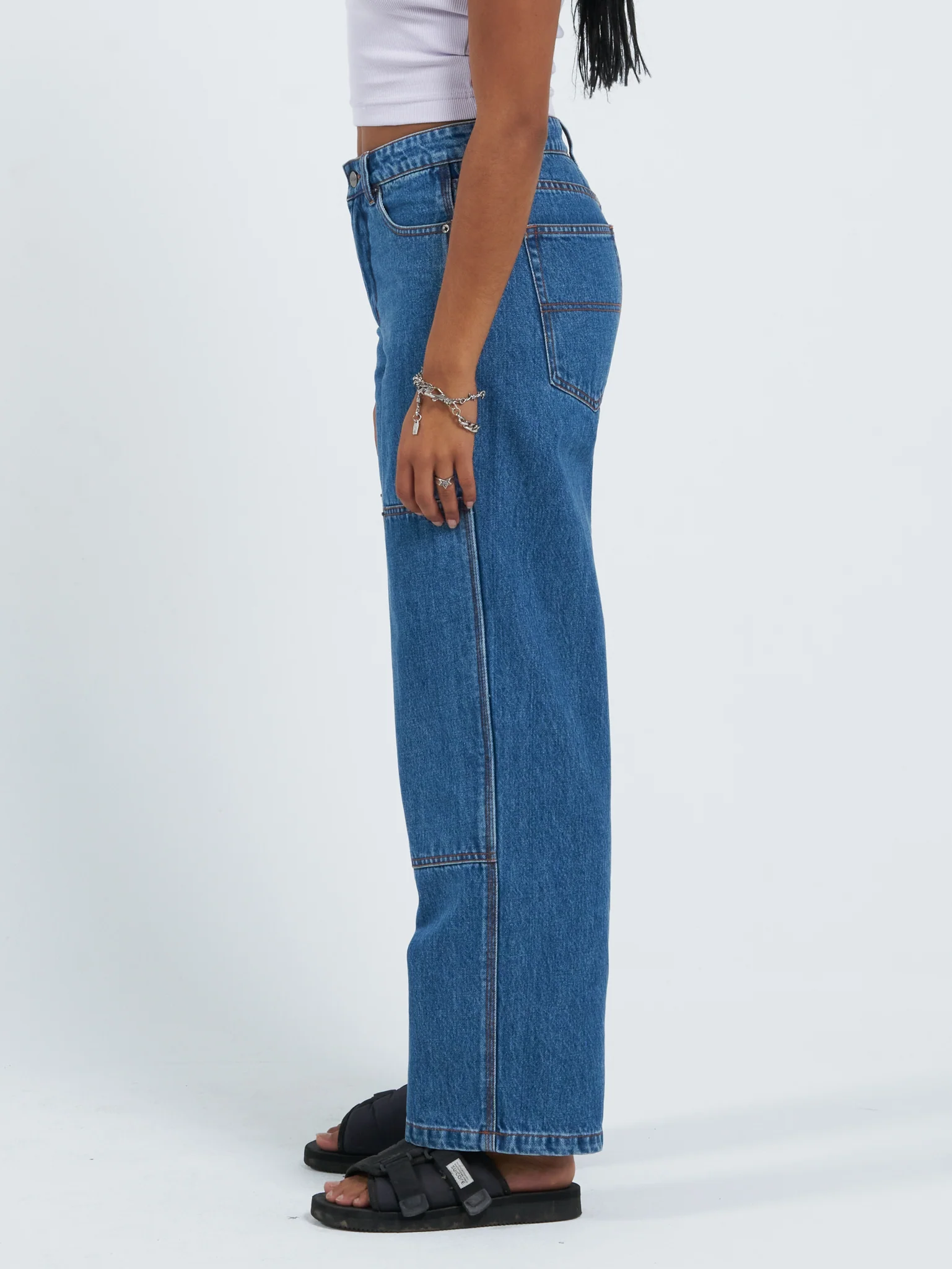 Double Knee Sloucher Jean - Classic Mid Blue - Image 3