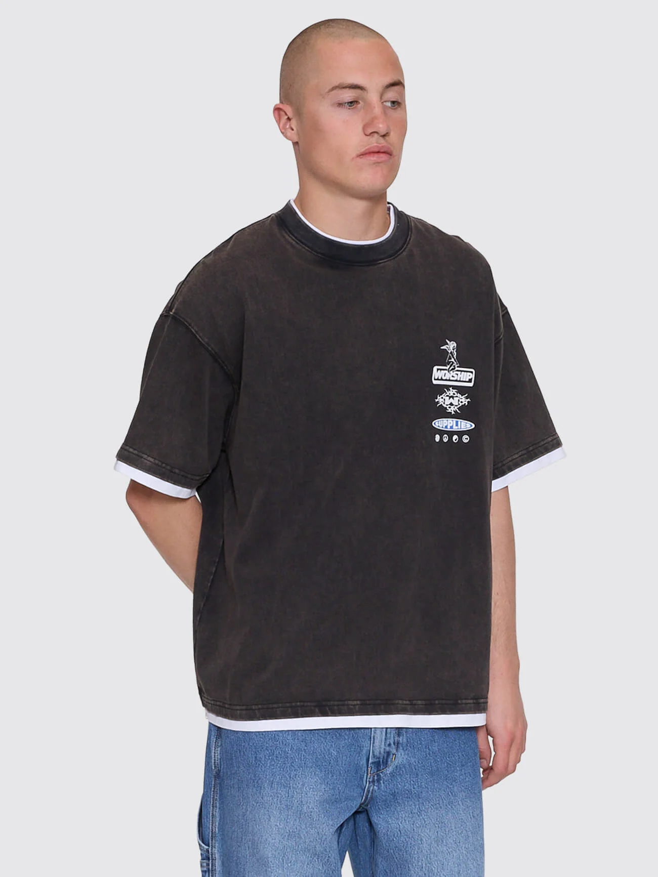 Is This It Box Fit Cropped Layer Tee - Washed Black - Image 7