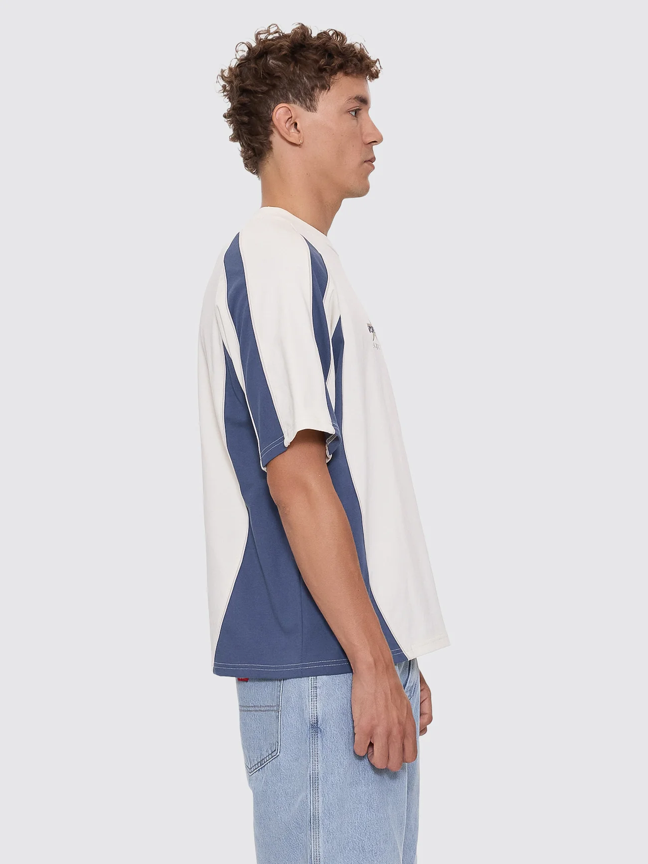 Laps Panel Oversize Raglan Tee - Zine - Image 6