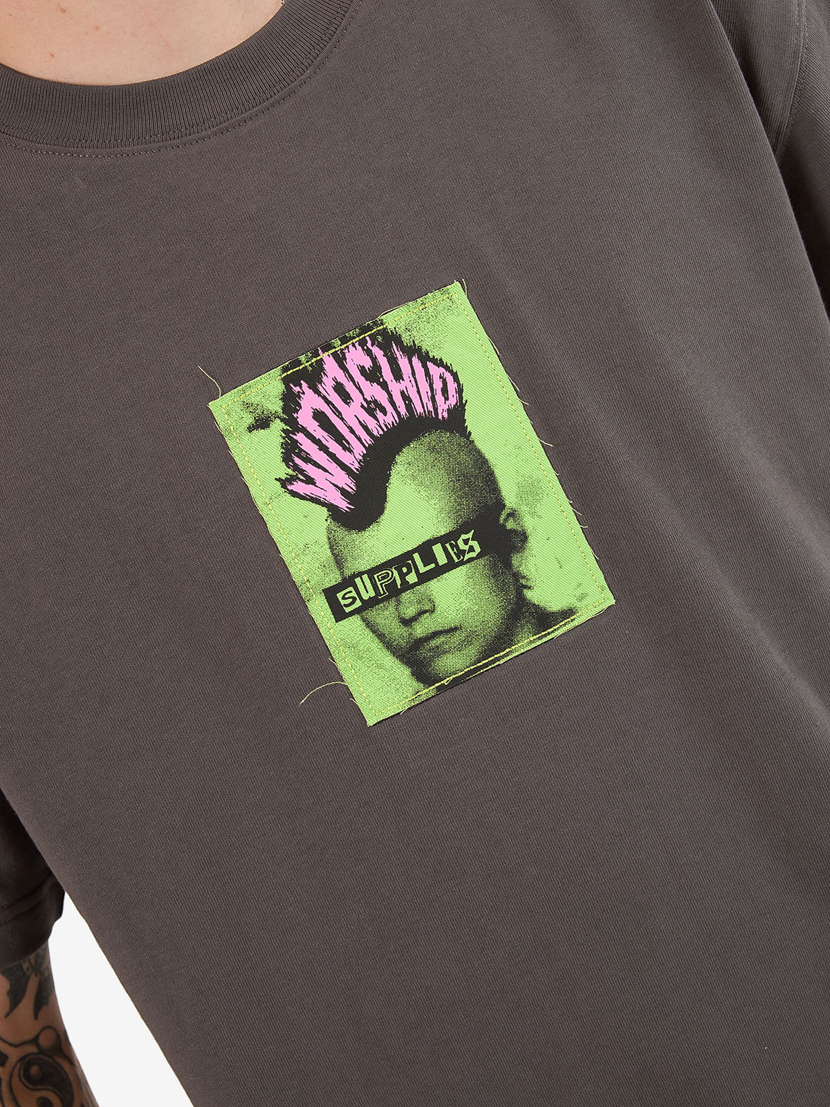 Lil Mo Tee - Worn Black - Image 3
