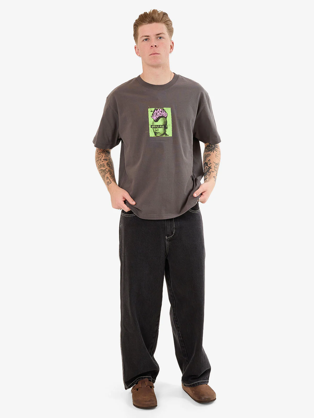 Lil Mo Tee - Worn Black - Image 4