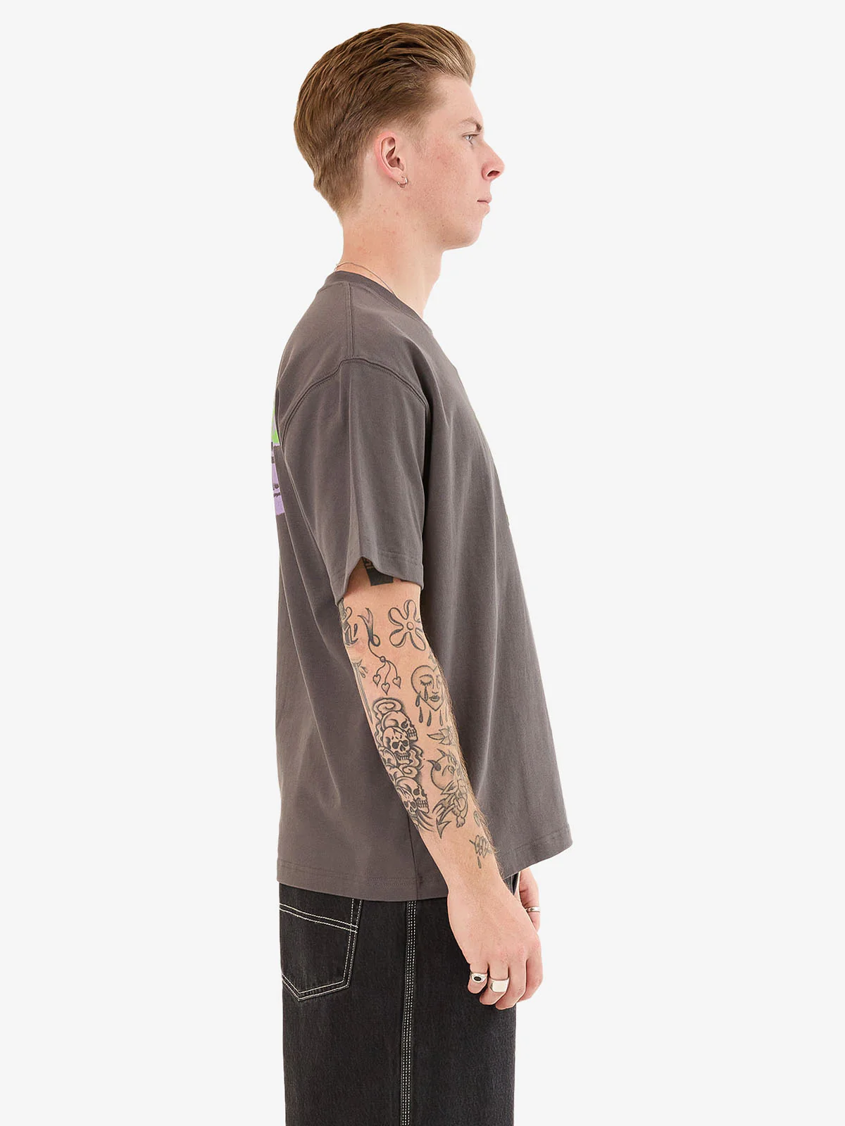 Lil Mo Tee - Worn Black - Image 7