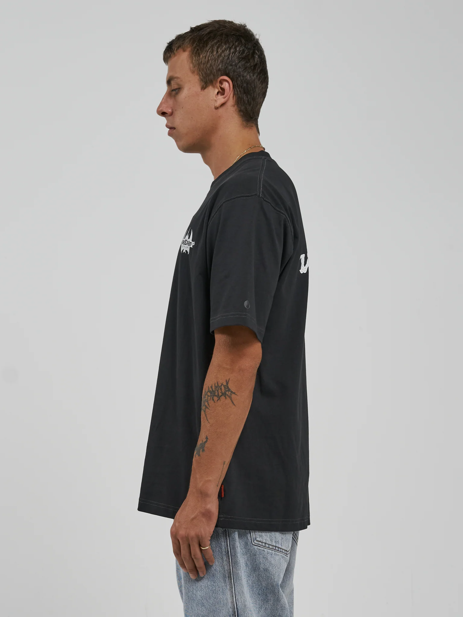 Lorzac Tee - Washed Black - Image 4