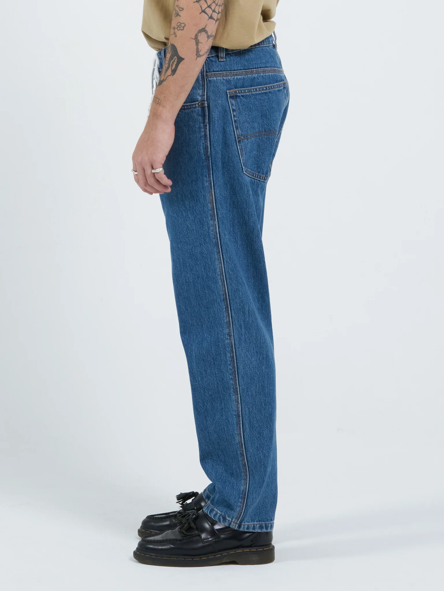 Lounger Jean - Classic Mid Blue - Image 2