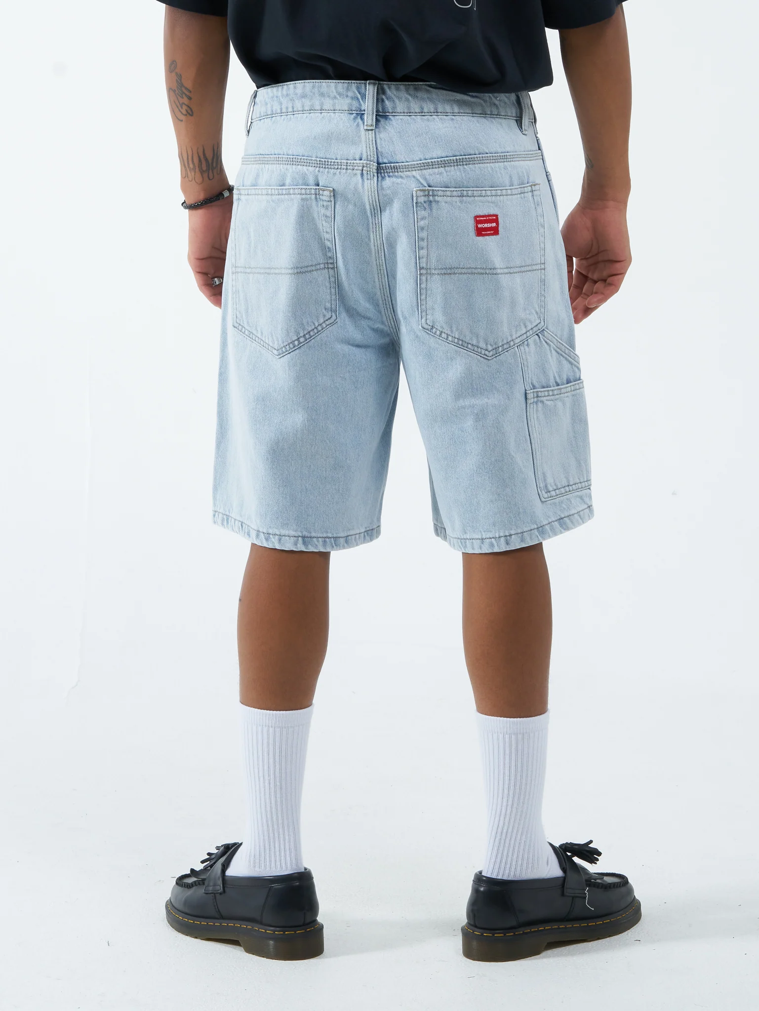 Lounger Jean Short - Vanish Blue - Image 2
