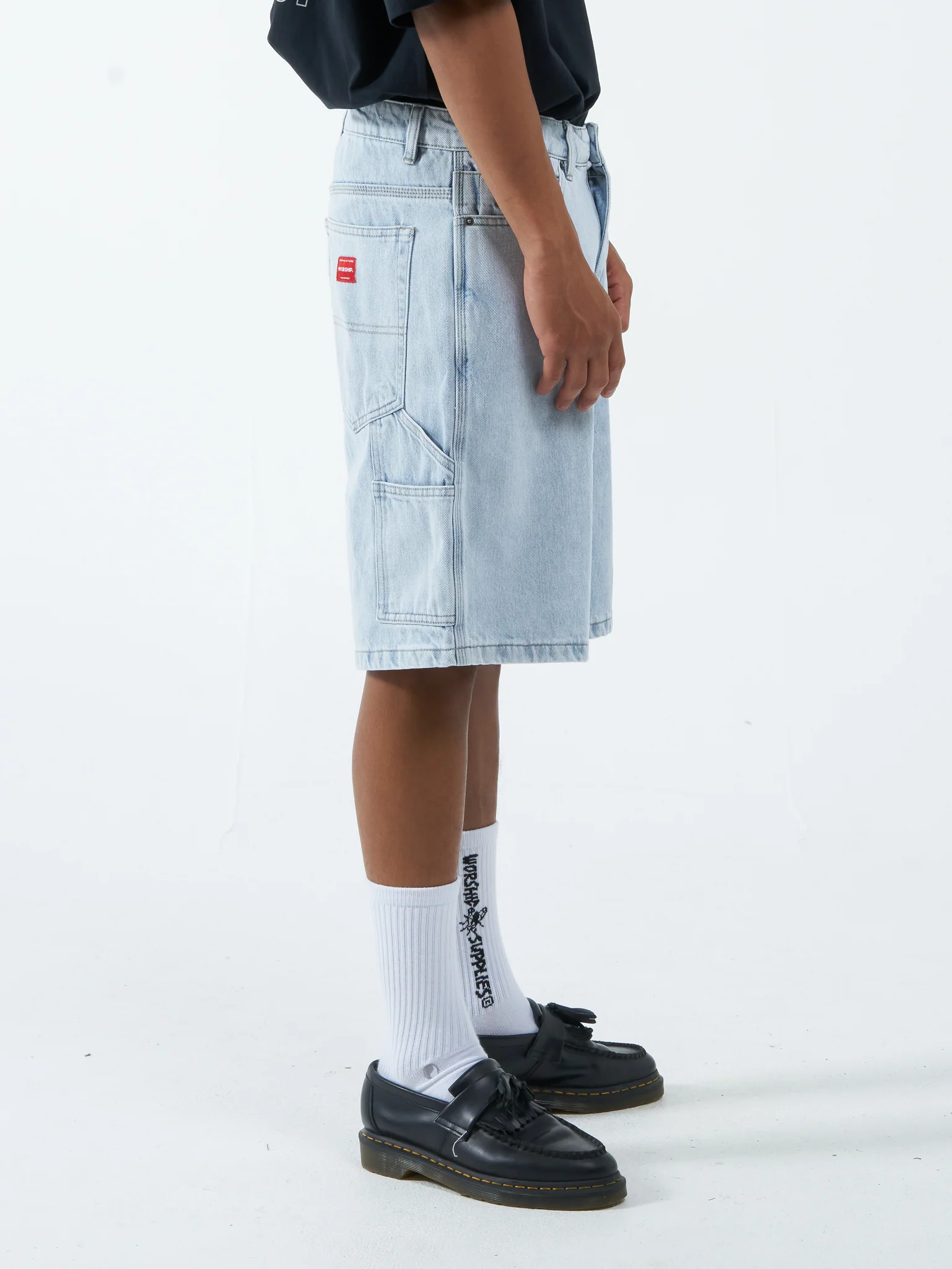 Lounger Jean Short - Vanish Blue - Image 4