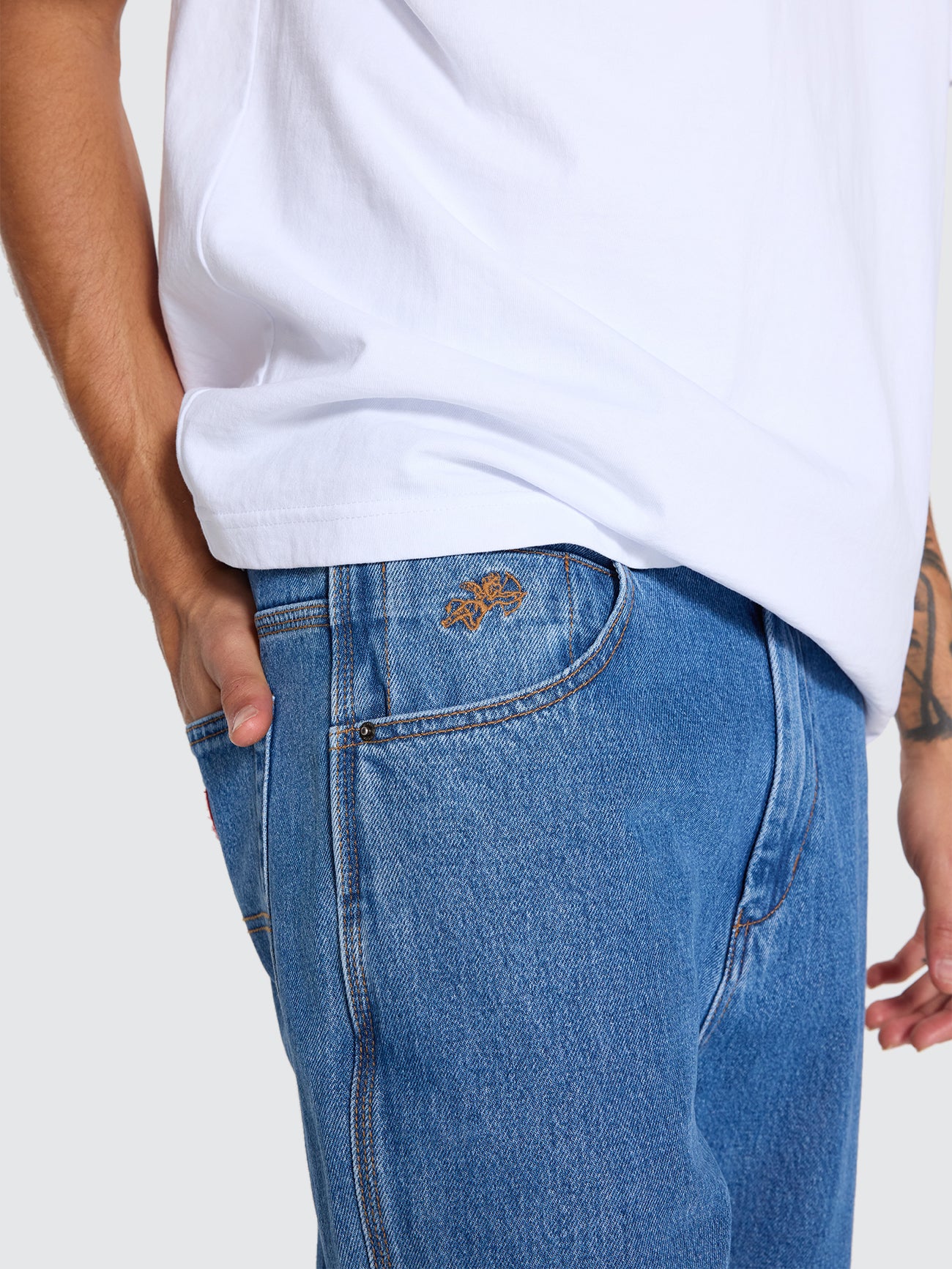 Lounger Jean - Sky High Blue - Image 7