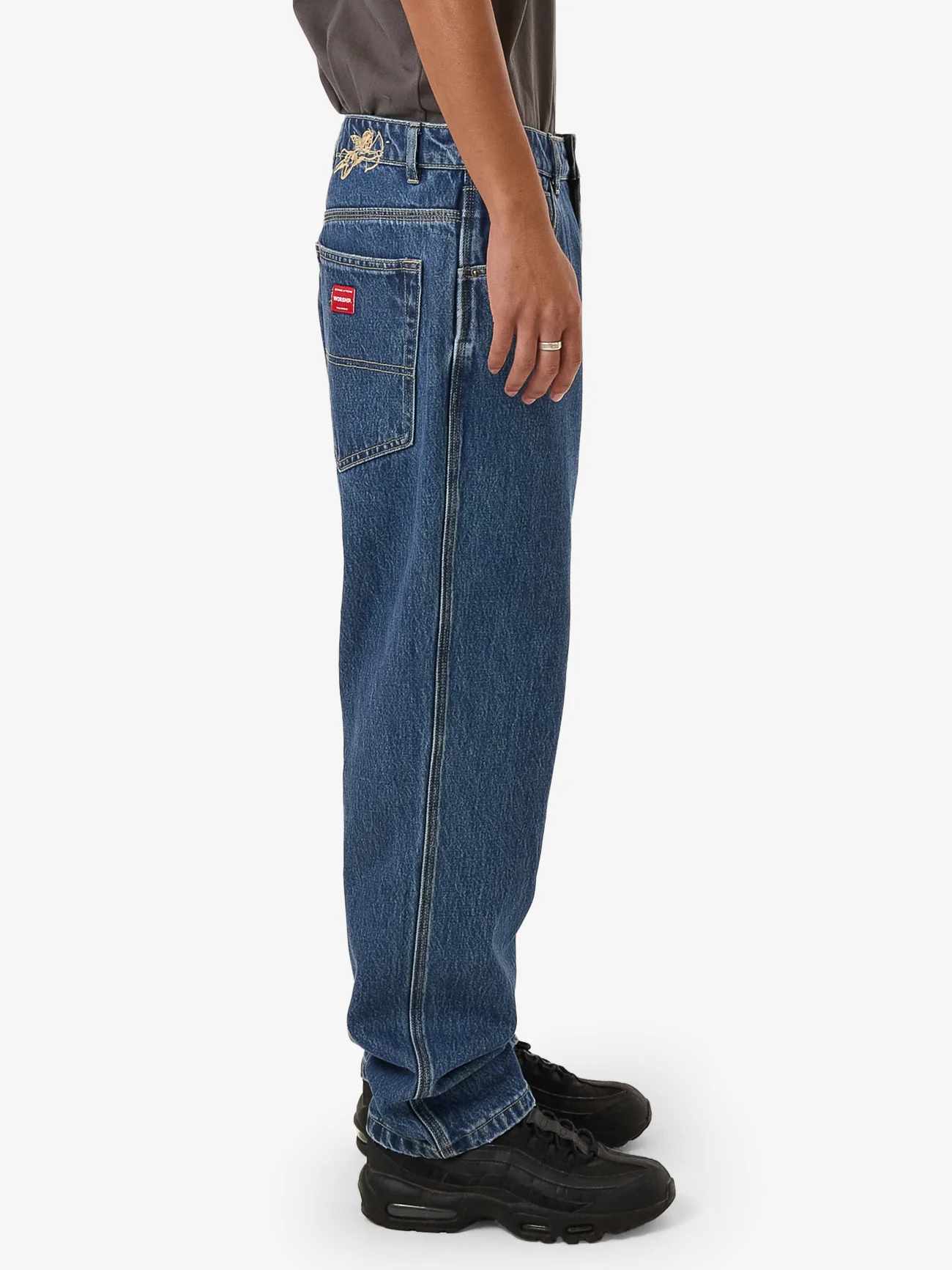 Lounger Jean - Worn Blue Rinse - Image 4