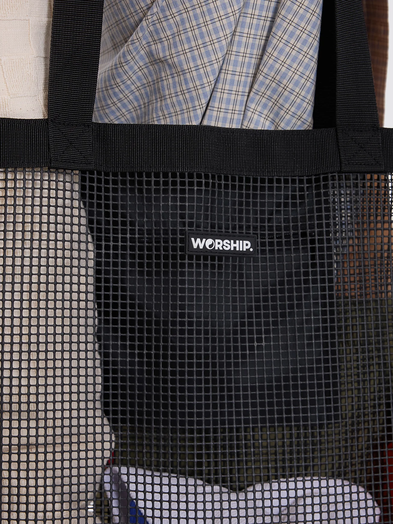 Mesh Beach Carry Bag - Black - Image 3