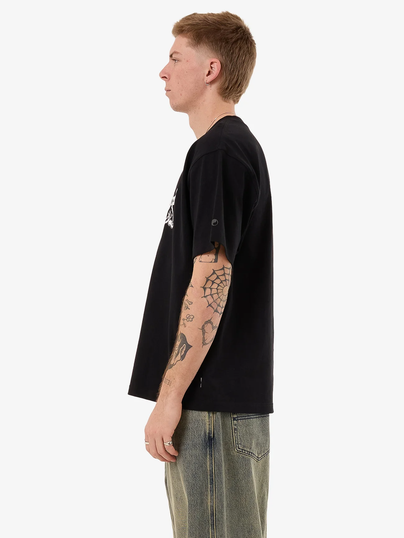 Messenger Tee - Black - Image 3