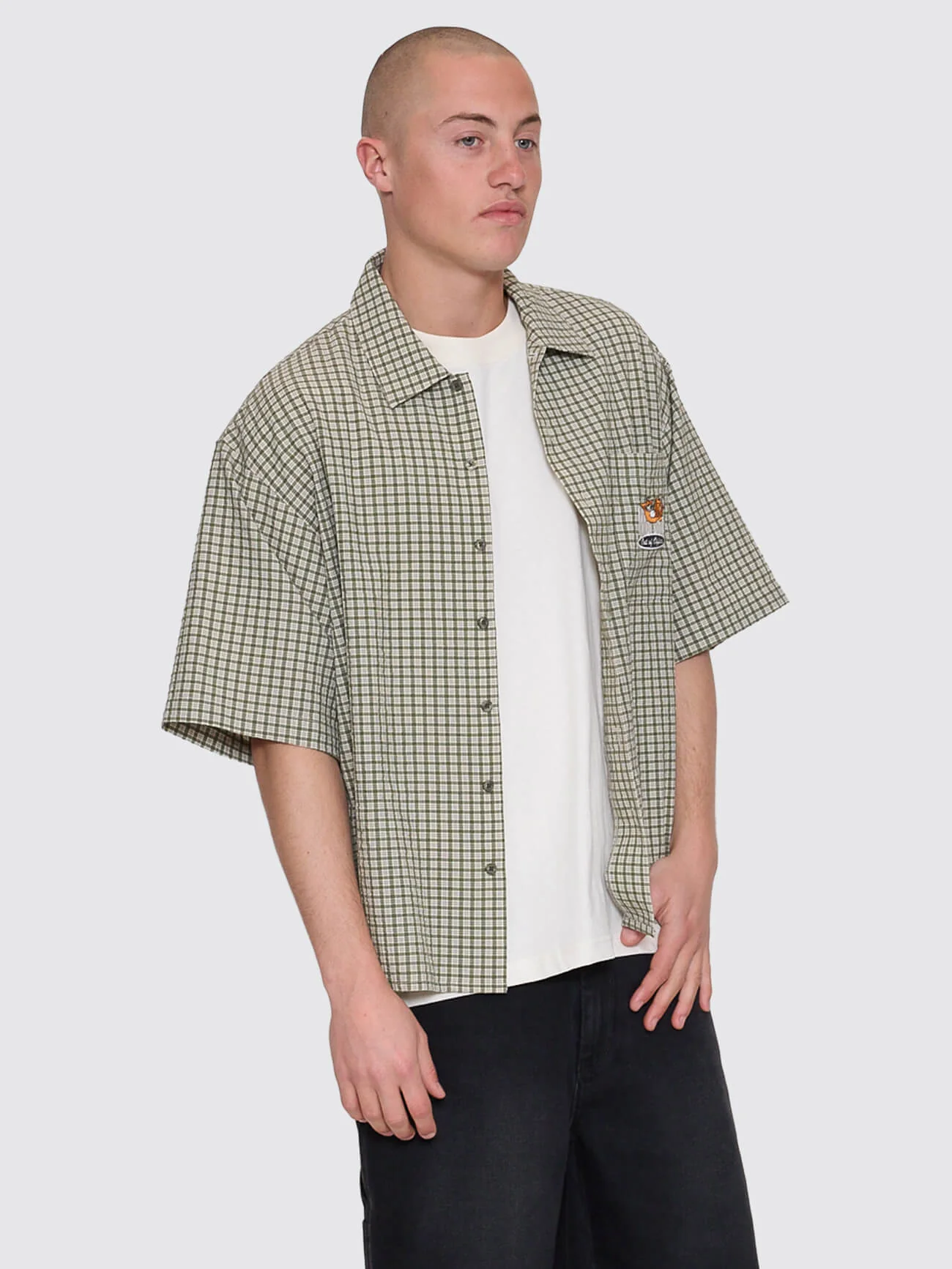 On Leave Box Fit Cropped Short Sleeve Shirt - Cali Green - Image 7