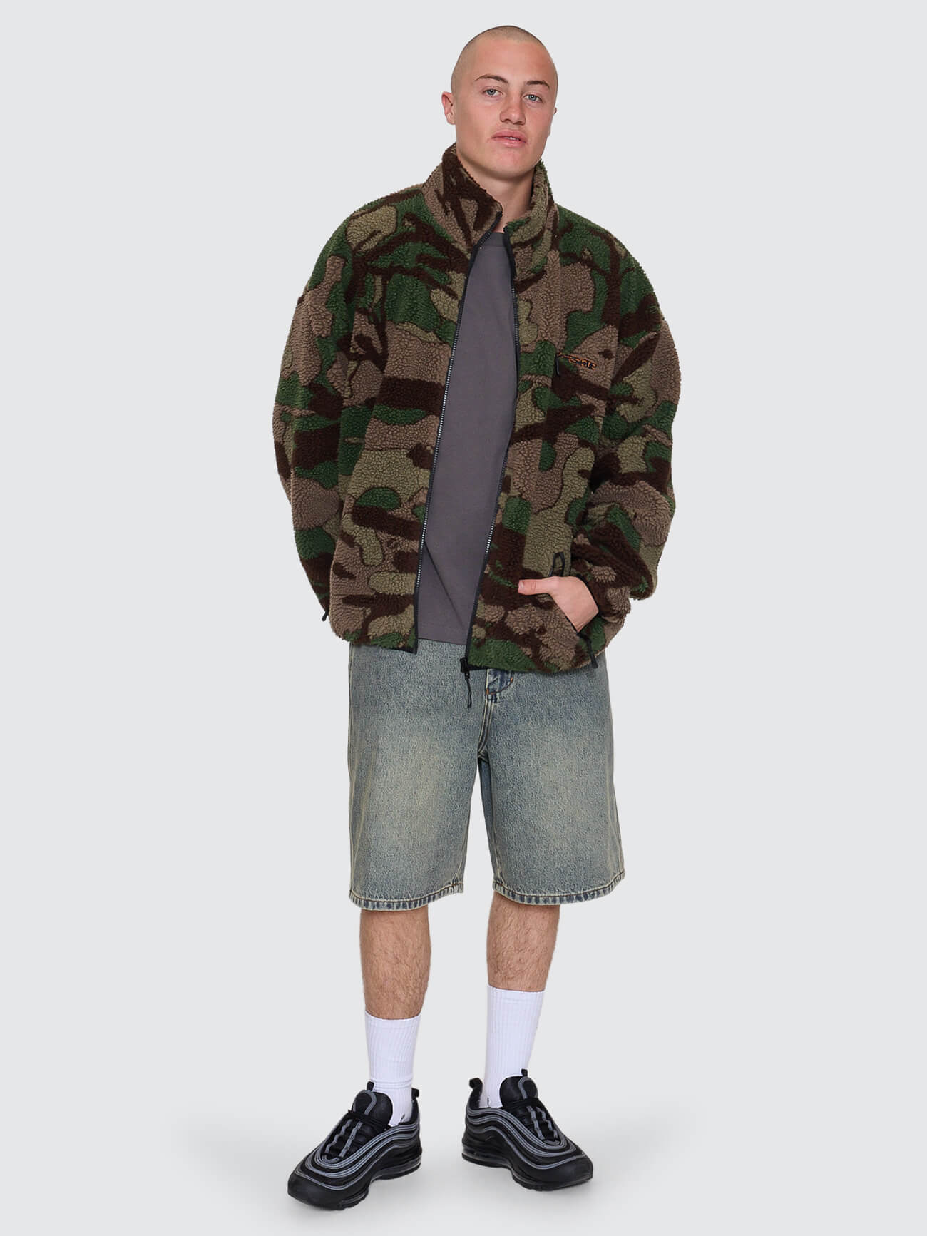 Plain Sight Sherpa Jacket - Camo Green - Image 7