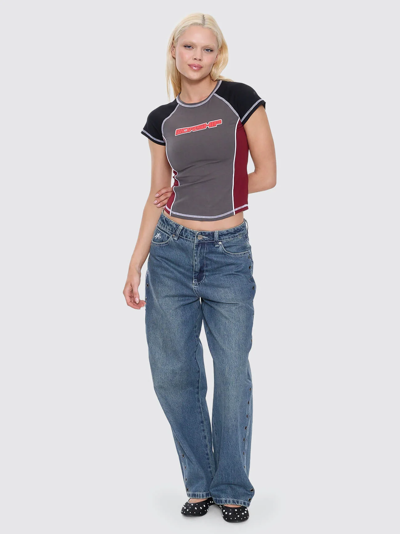 Punter Panelled Raglan Tee - Worn Black - Image 7