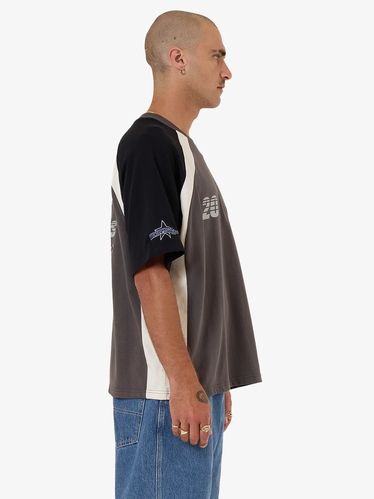 Shooter Oversize Raglan Tee - Zine - Image 9