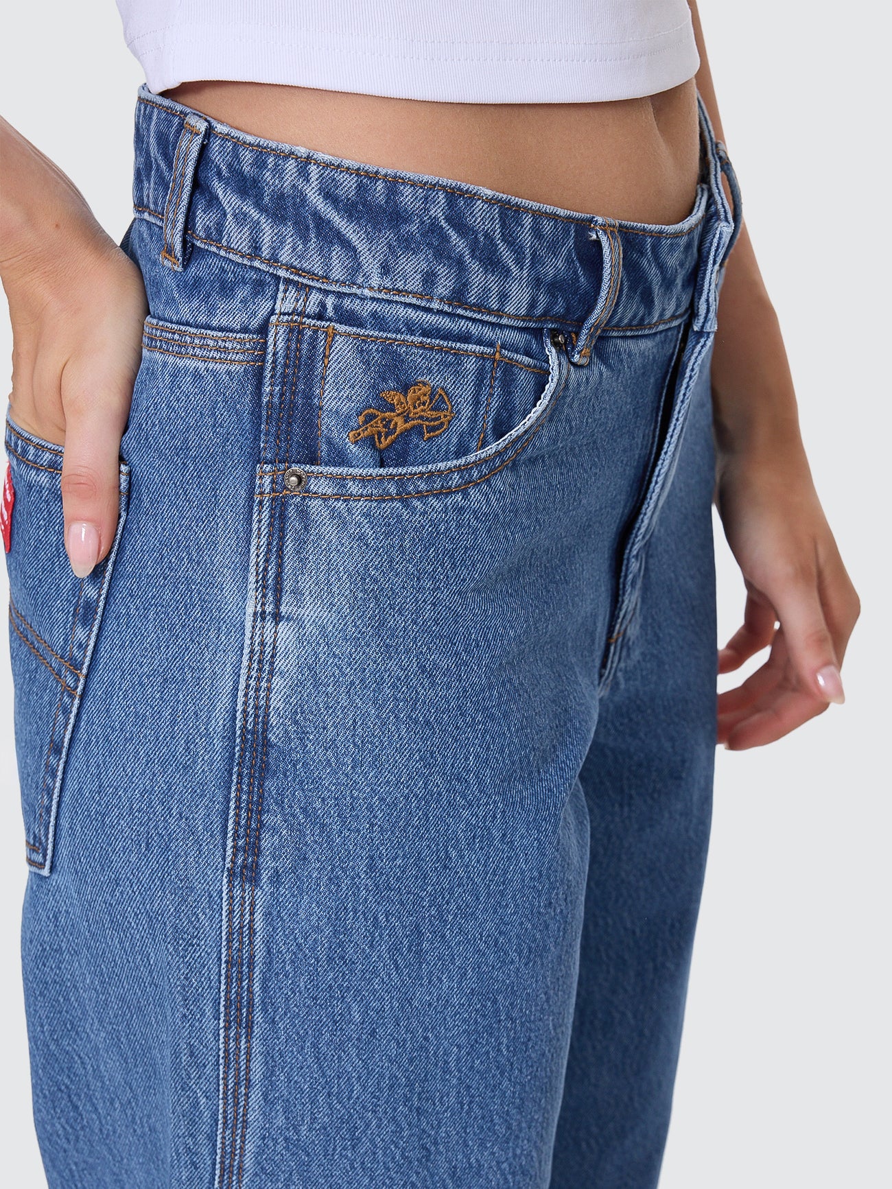 Sloucher Jean - Sky High Blue - Image 7