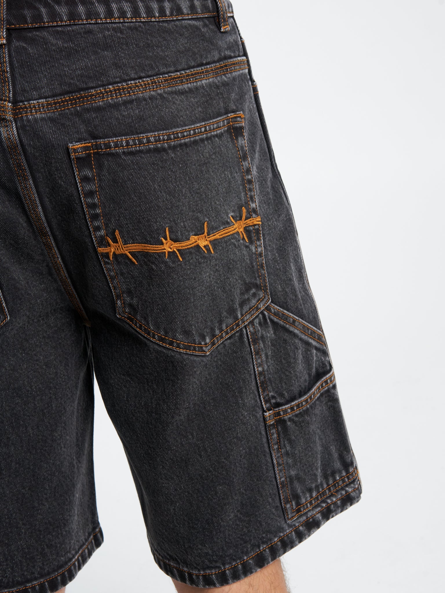 Smile More Carpenter Short - Black Rinse - Image 6
