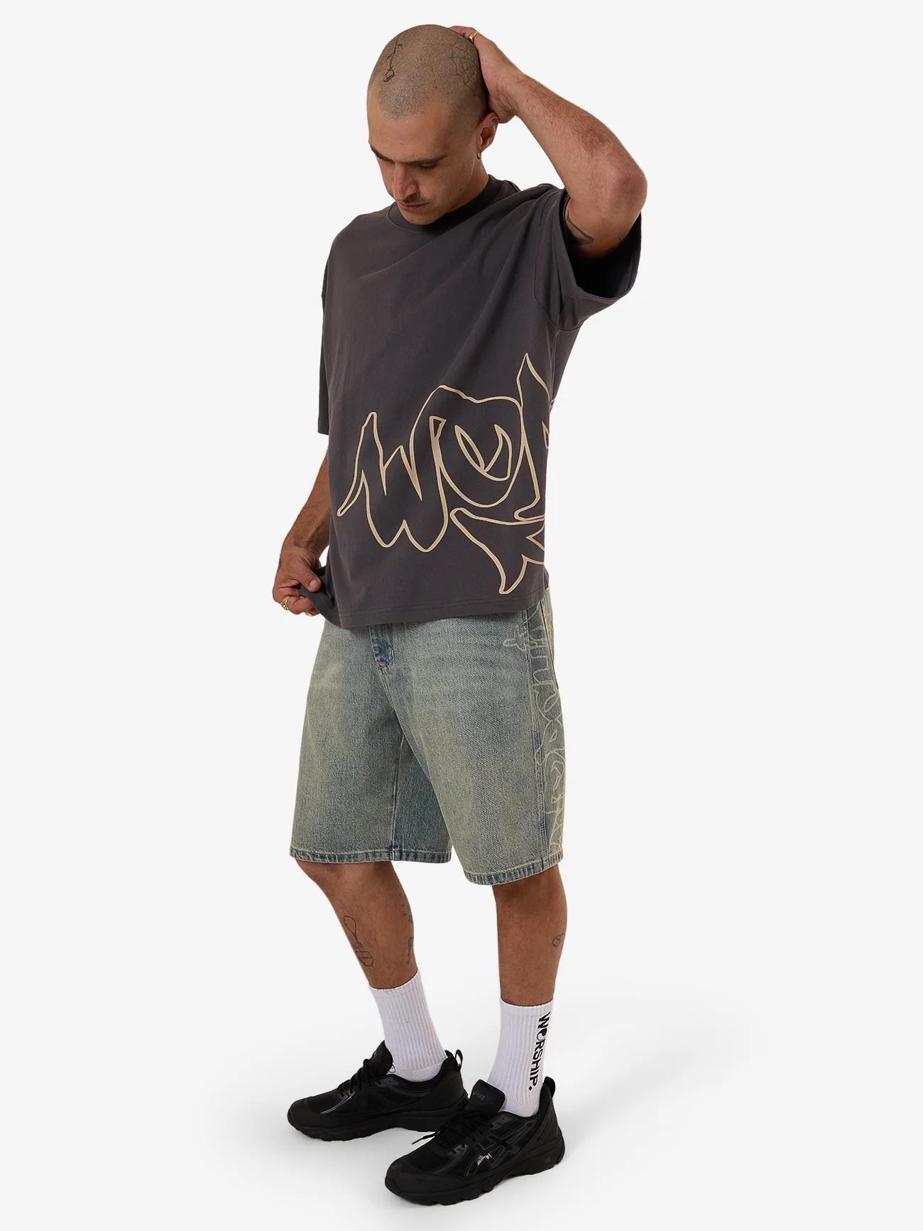 Sprays Oversized Tee - Worn Black - Image 3