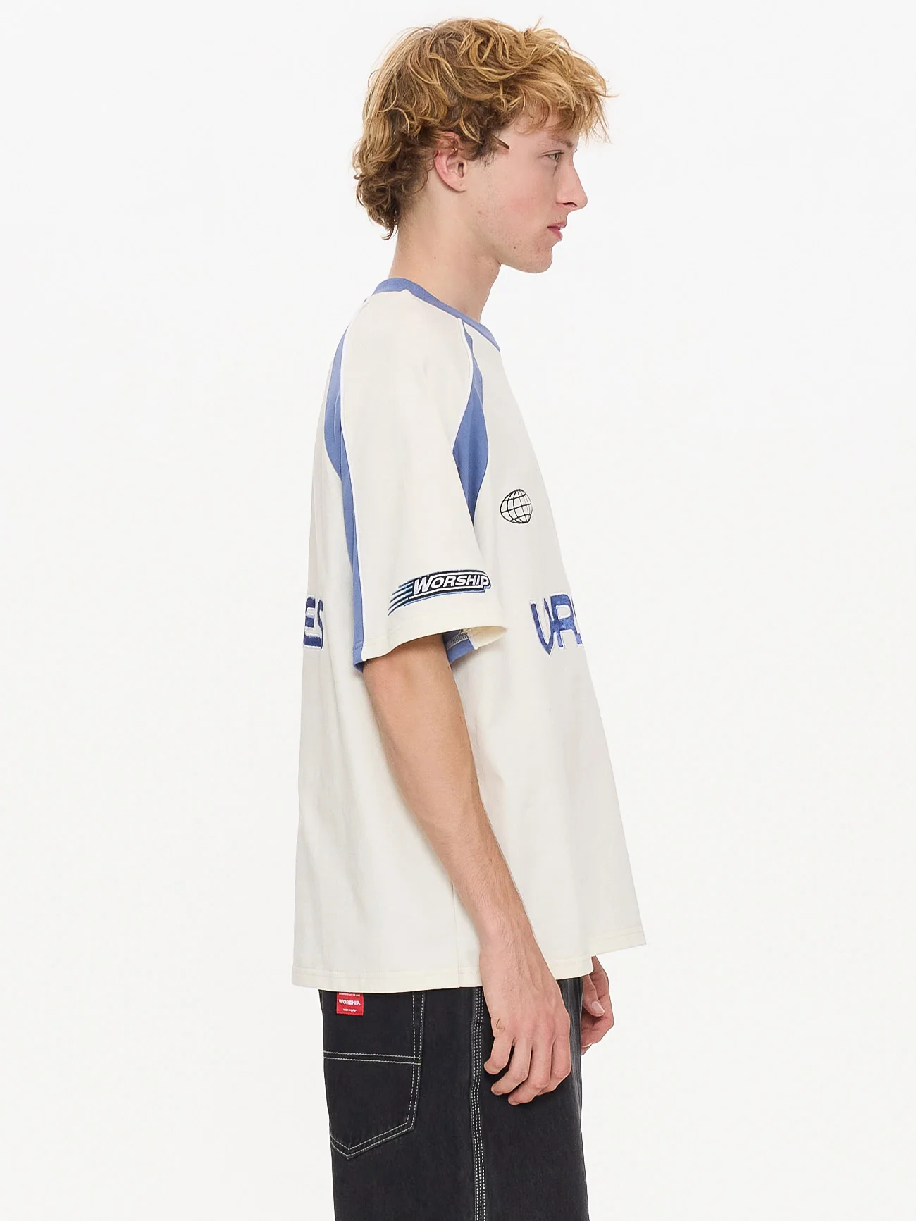 Squad Oversize Raglan Tee - Zine - Image 3