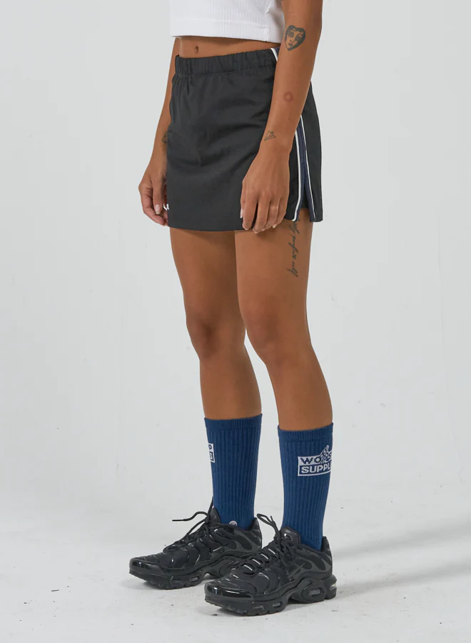 Supplier Skort - Black - Image 3