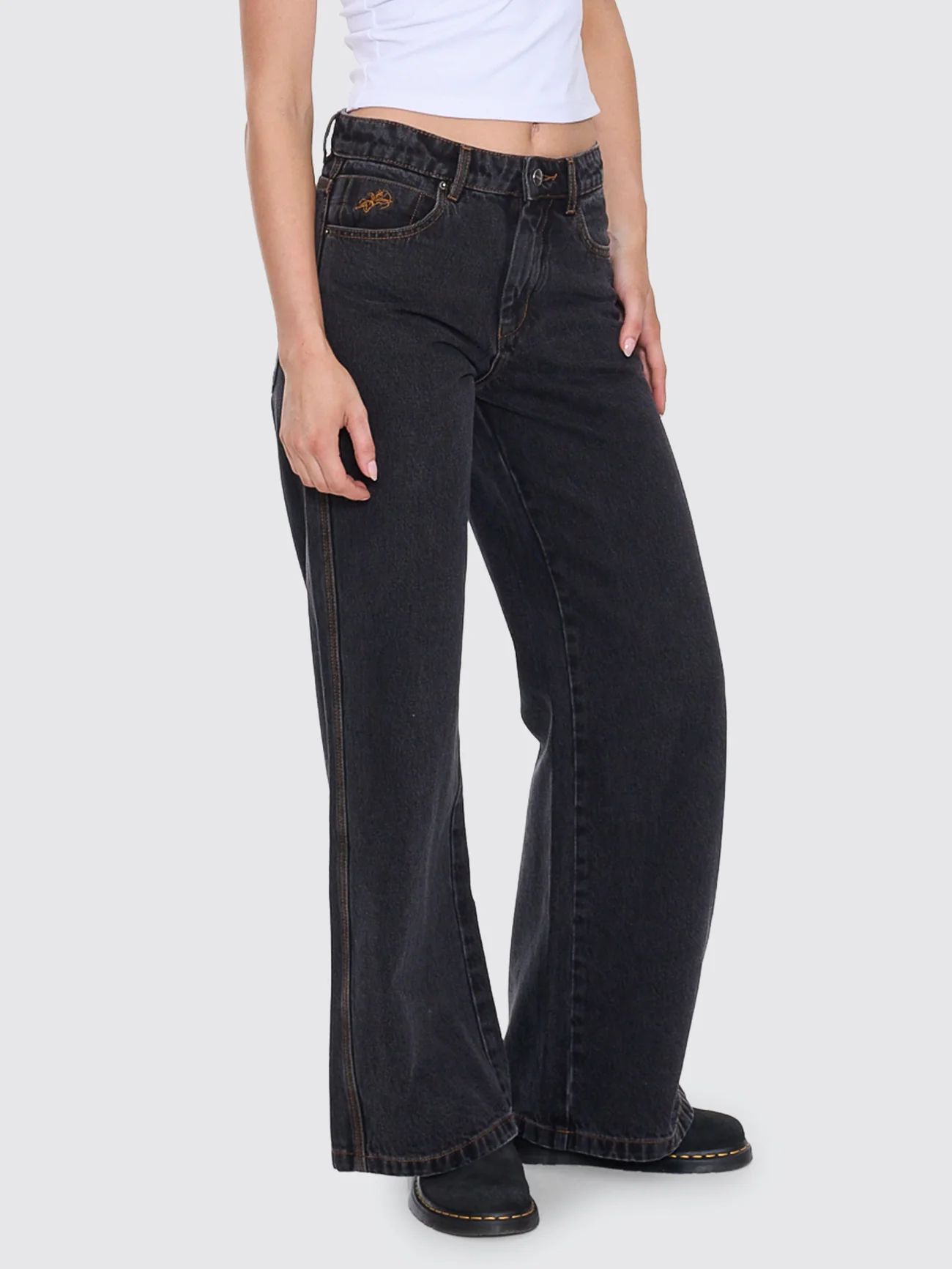 Sweeper Wide Leg Jean - Black Rinse - Image 5