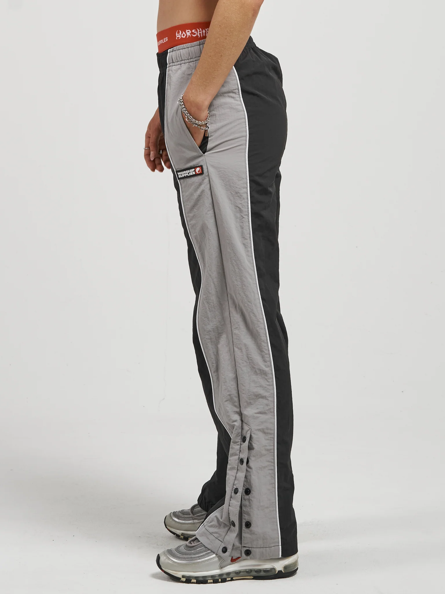 Tracker Nylon Pant - Black-Griffin - Image 3