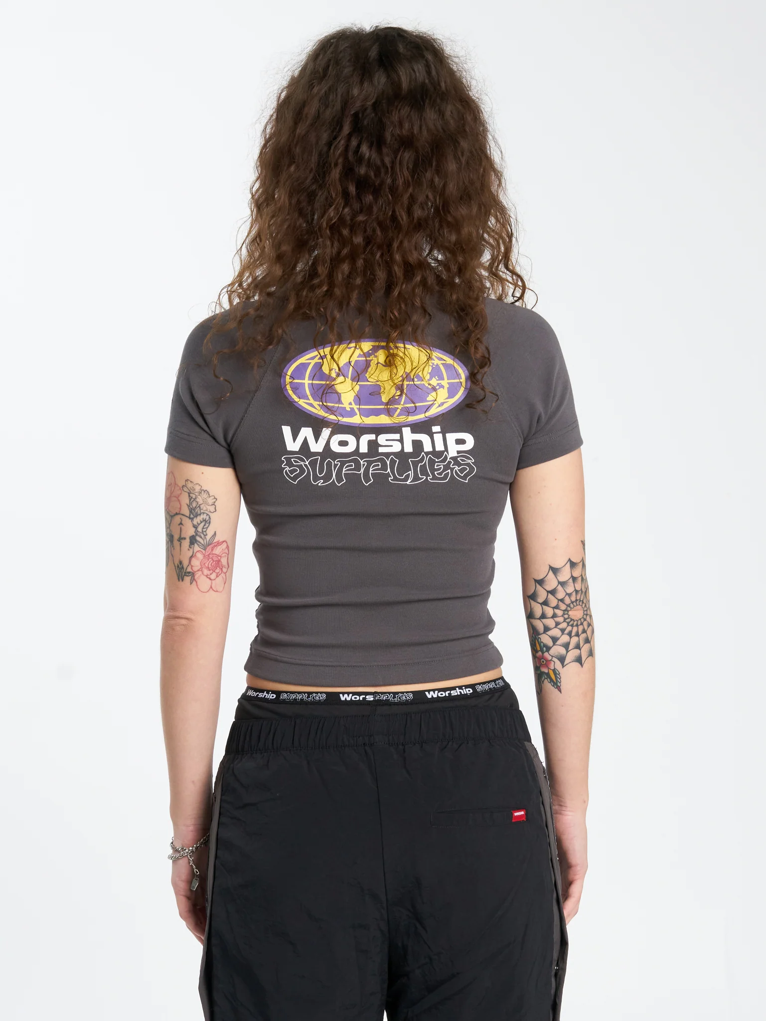 Win Win Slim Raglan Tee - Worn Black - Image 2