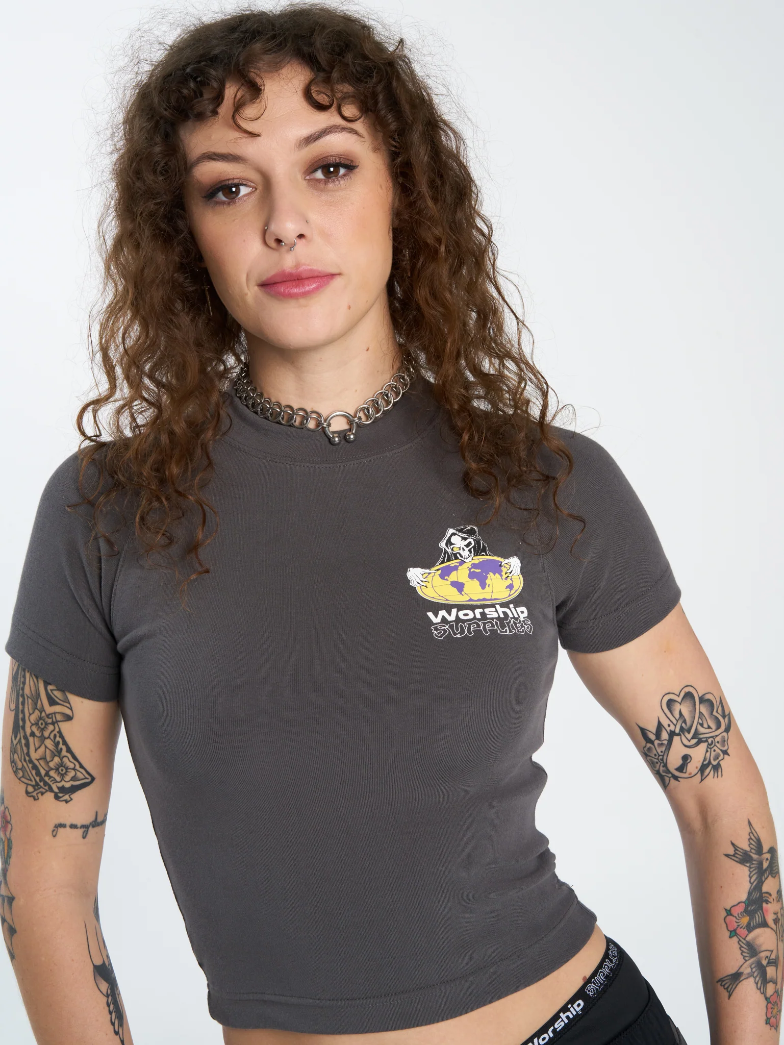 Win Win Slim Raglan Tee - Worn Black - Image 6